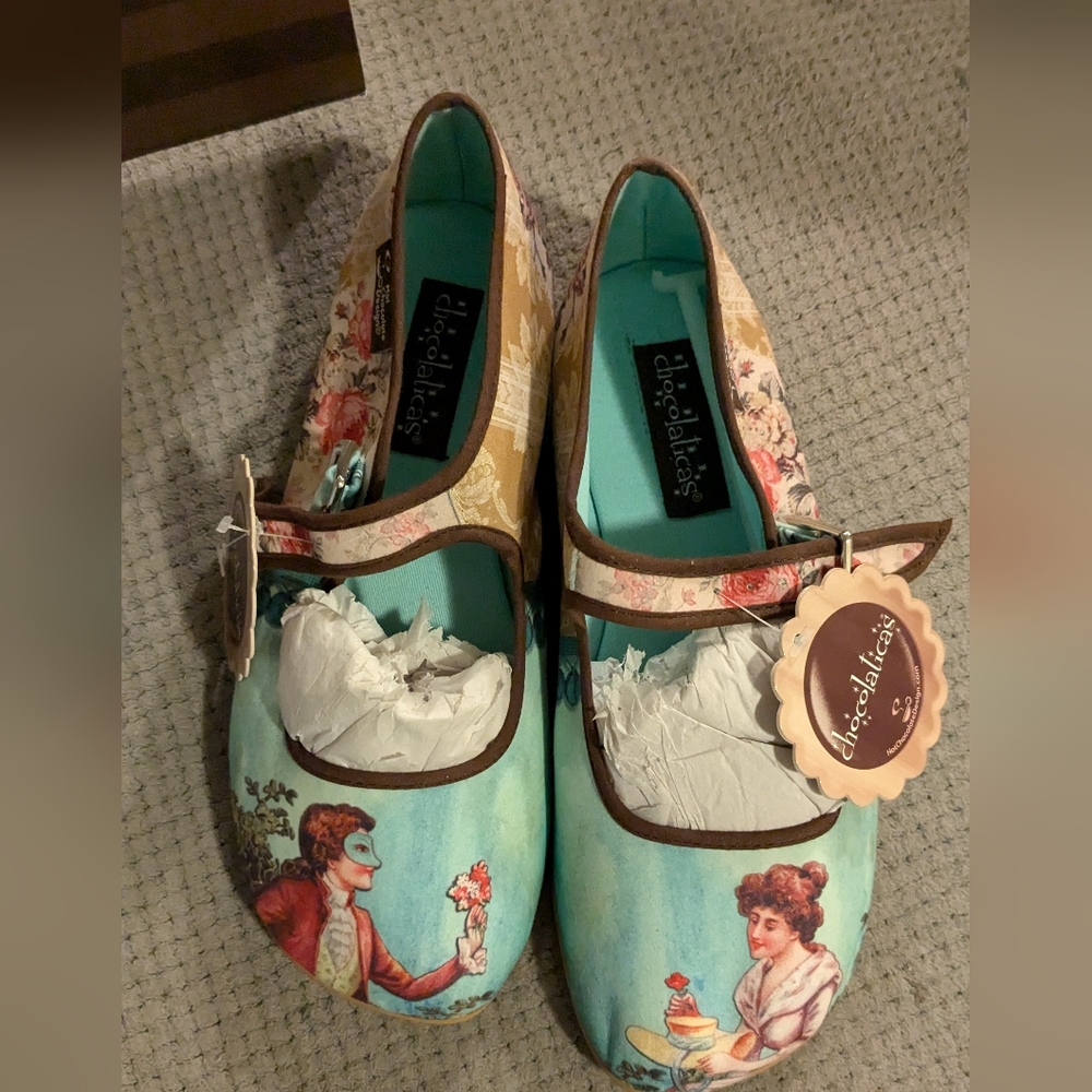 Hot Chocolate Designs Mary Jane Shoes Chocolaticas Poesia Cortesana Size 35 NWT